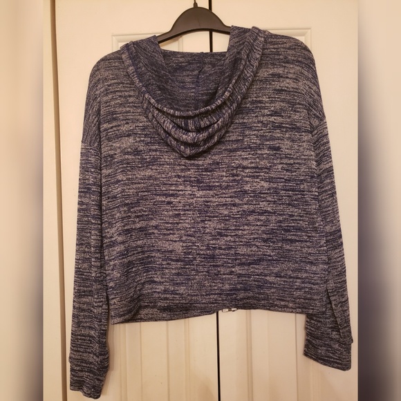 🍒American Eagle Marled Blue White Lightweight - Picture 5 of 6